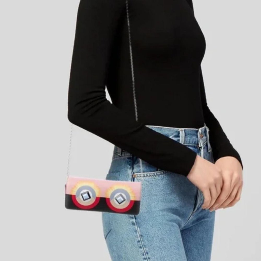 NEW! Fendi Monster Wallet On Chain Pink